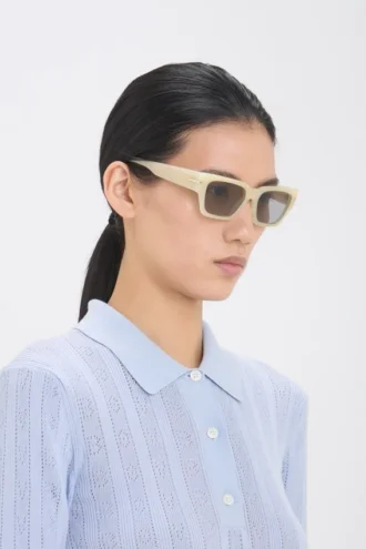 Acetate sunglasses in ivory marble