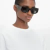 Monogram detail sunglasses in black