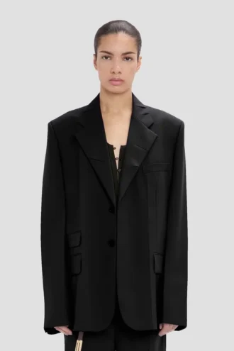 Notched lapel jacket in black